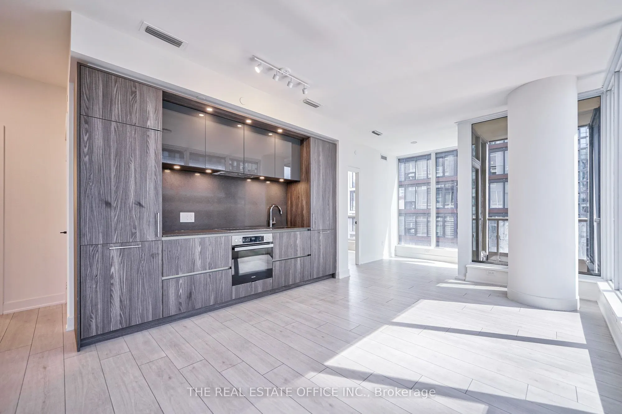 35 Mercer Street, #1212
