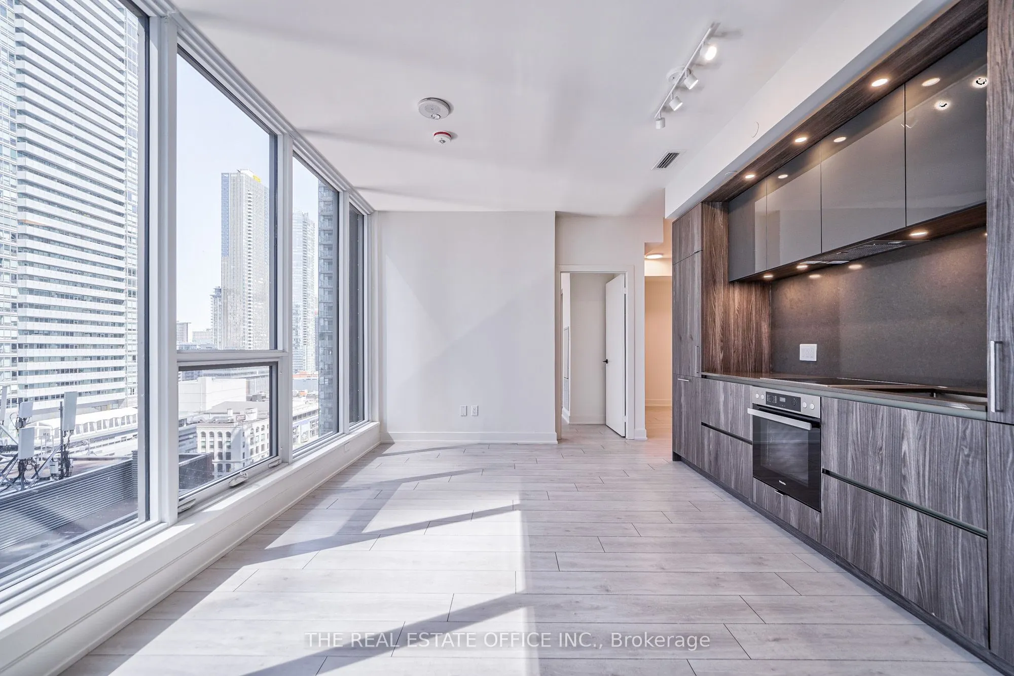 35 Mercer Street, #1212