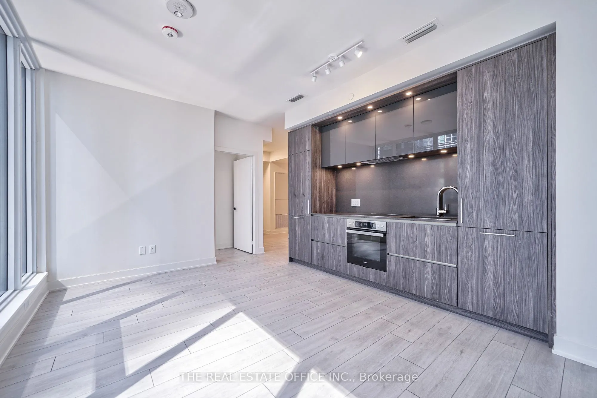 35 Mercer Street, #1212