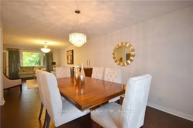 55 Waddington Crescent