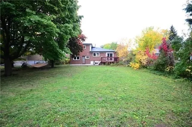 55 Waddington Crescent