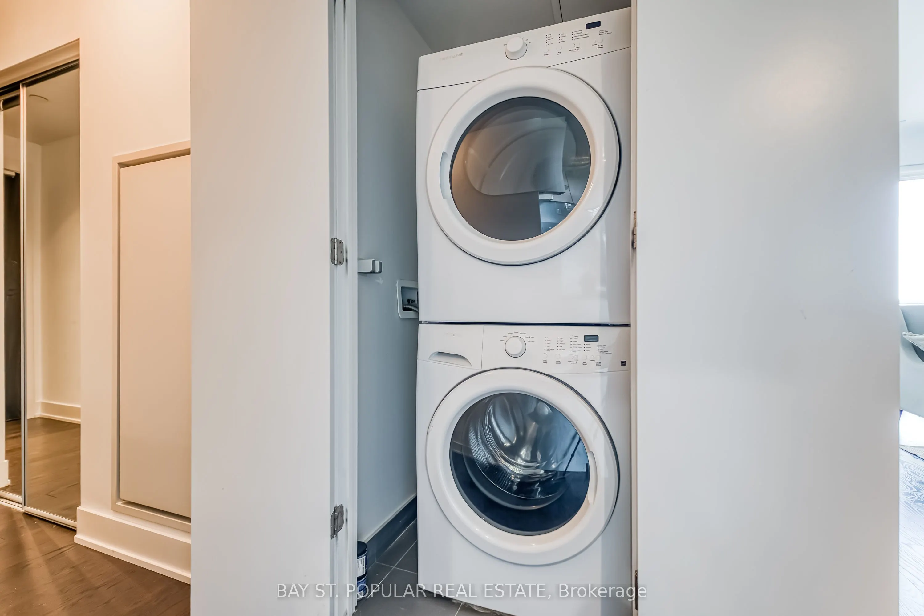 3018 Yonge Street, #803