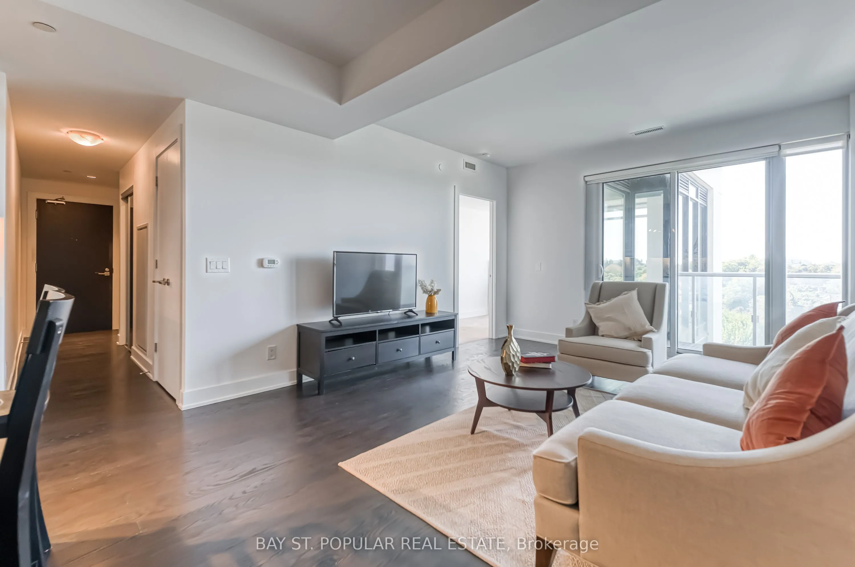 3018 Yonge Street, #803