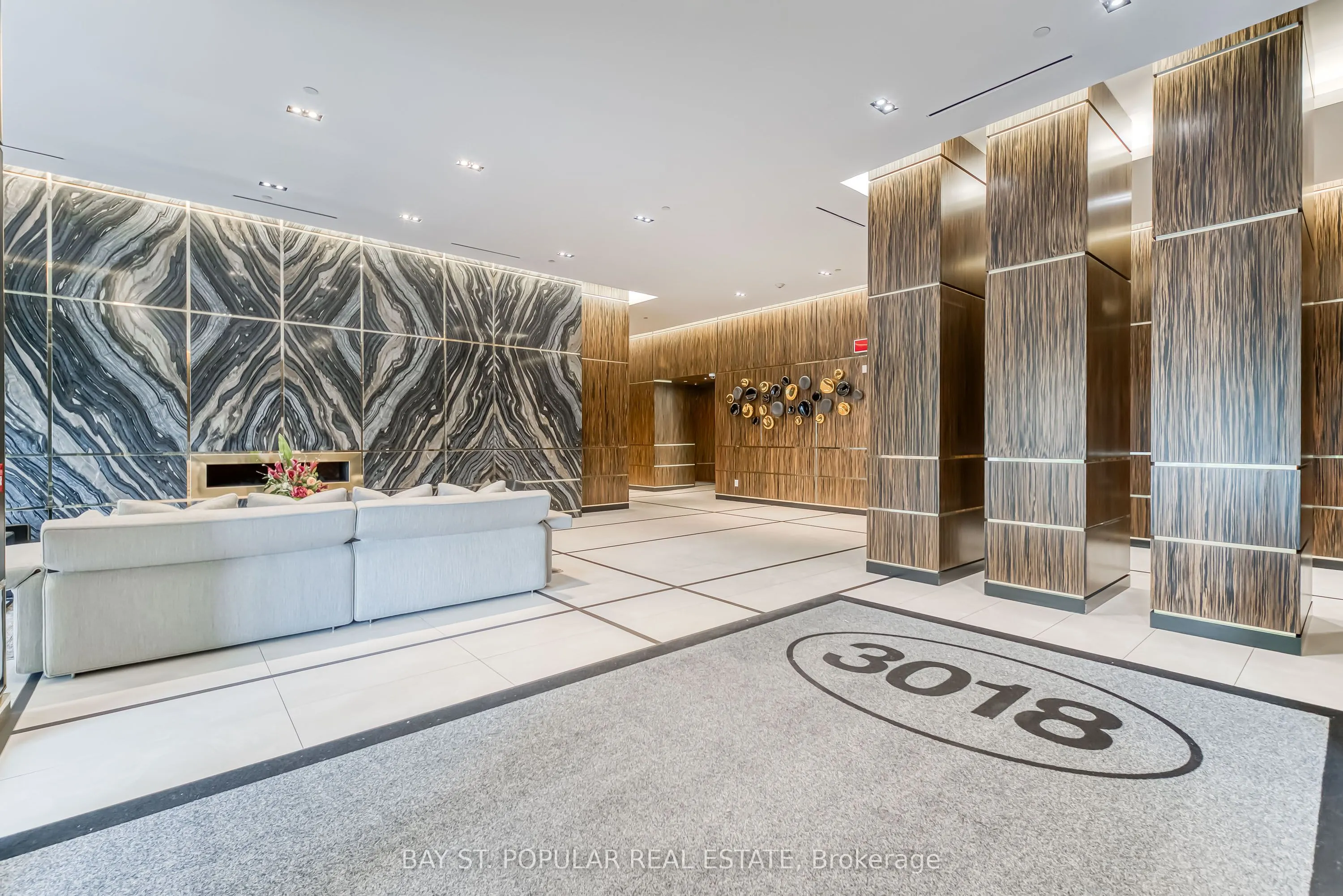 3018 Yonge Street, #803