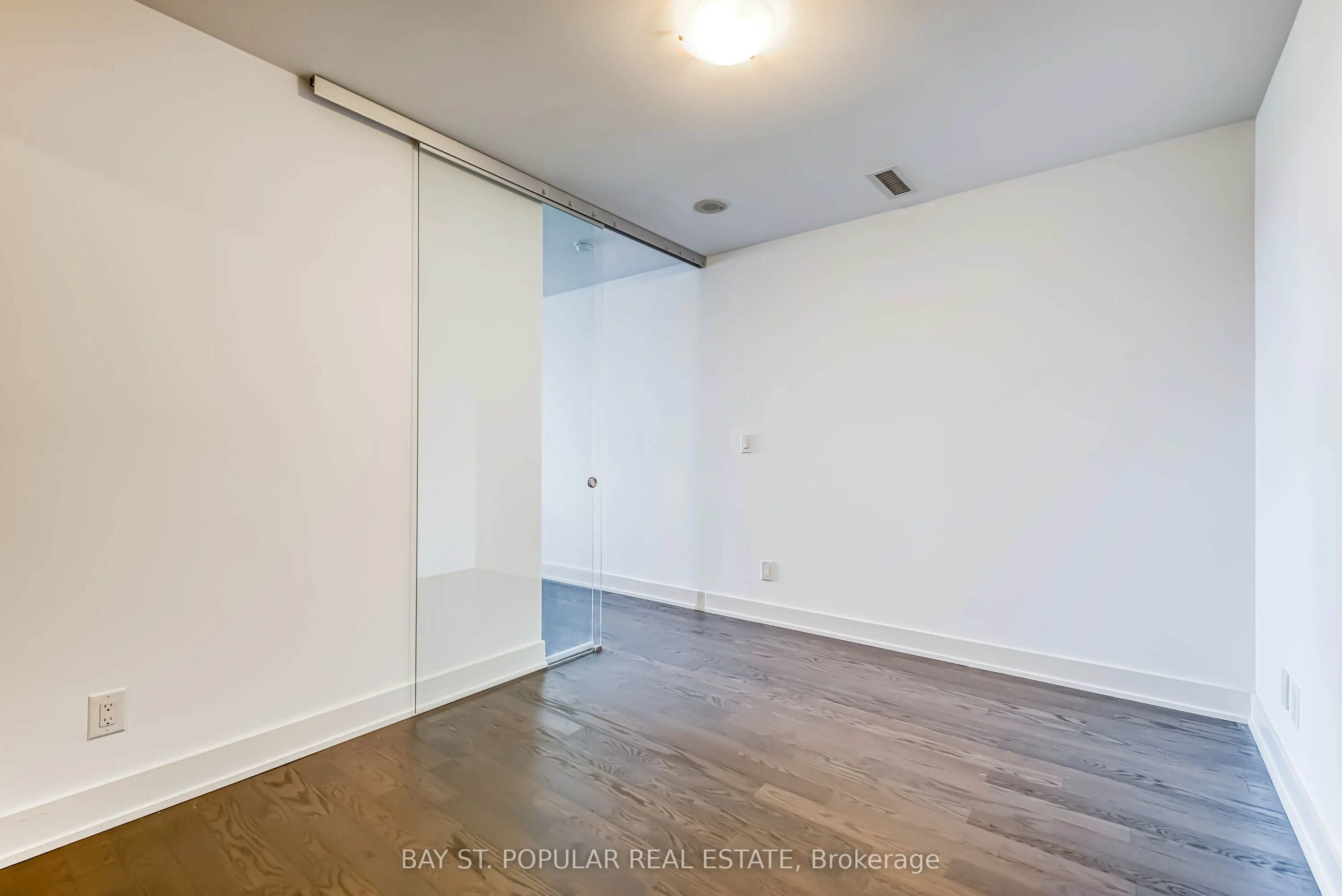 3018 Yonge Street, #803