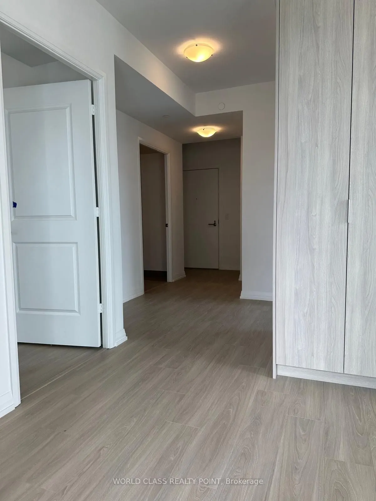 28 Widmer Street, #3025