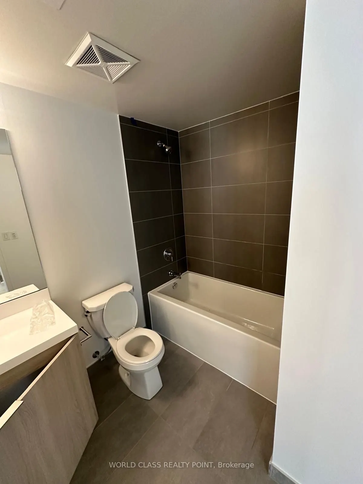 28 Widmer Street, #3025