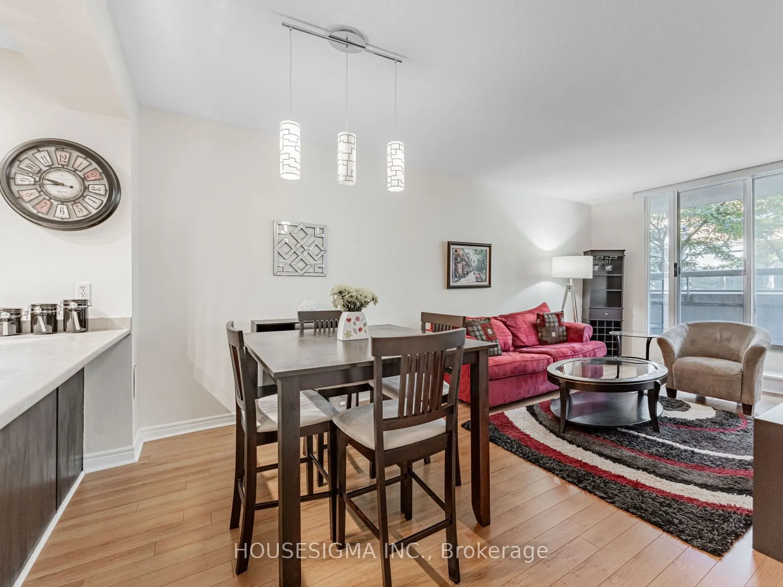43 Eglinton Avenue E, #207