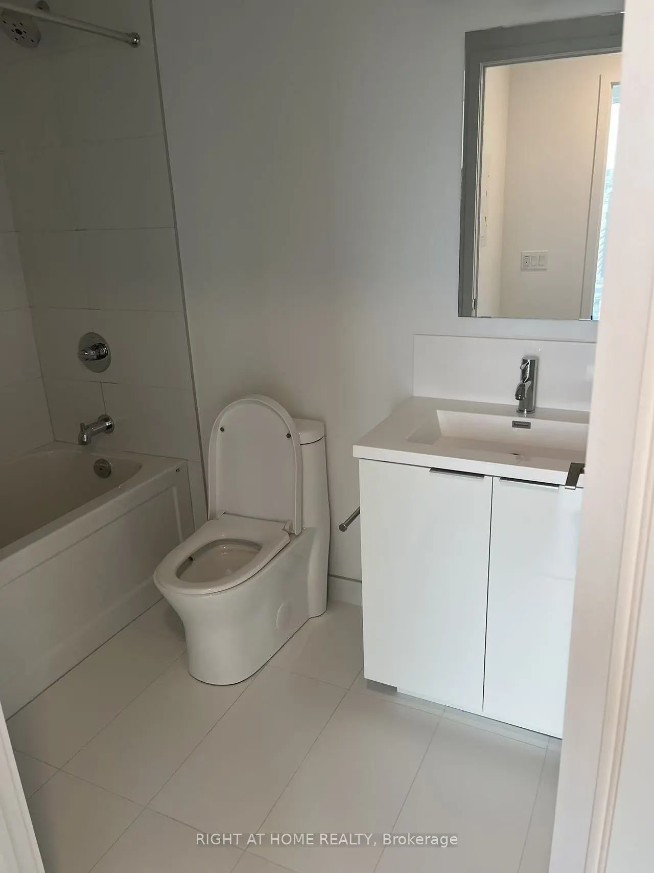 238 Simcoe Street, #2802