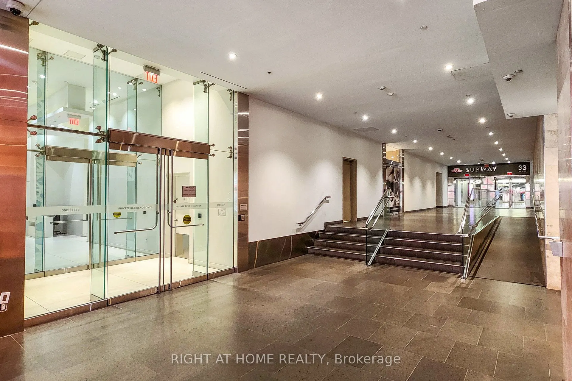 1 Bloor Street E, #3312