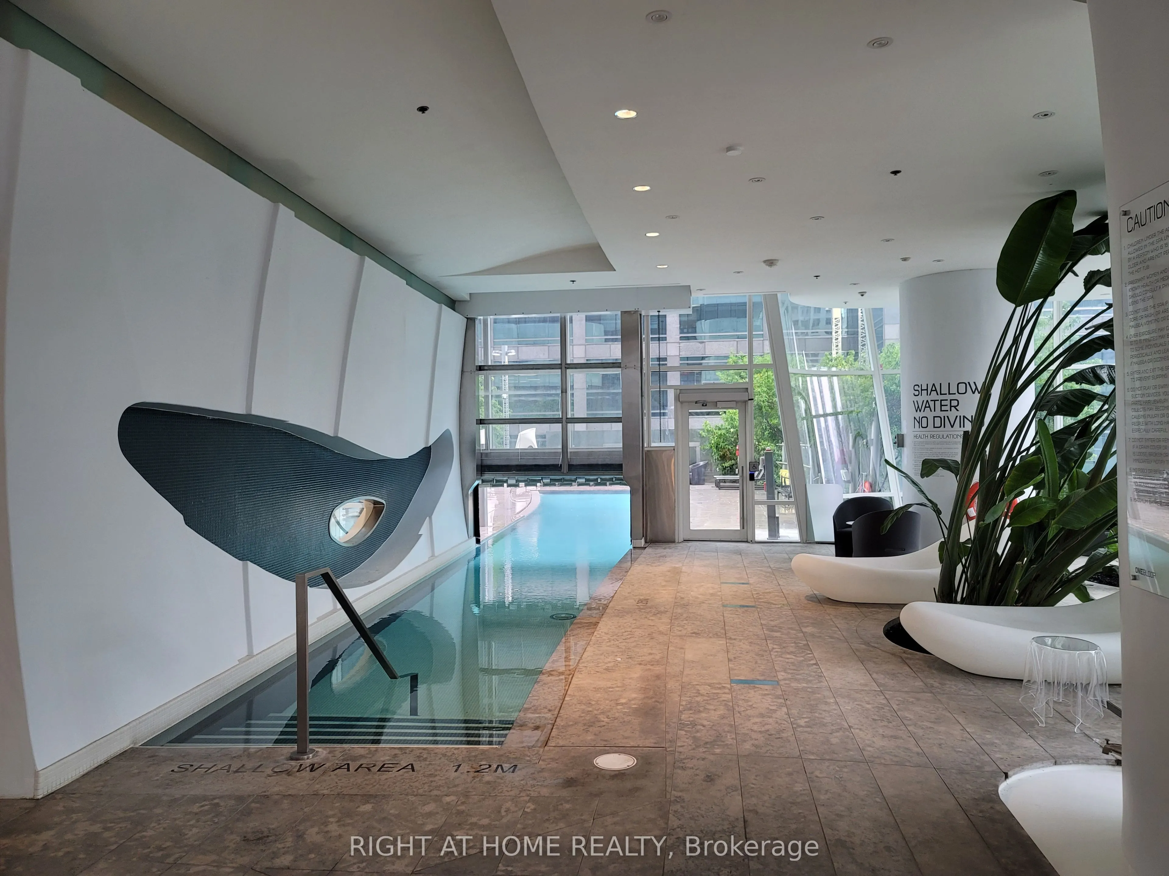 1 Bloor Street E, #3312
