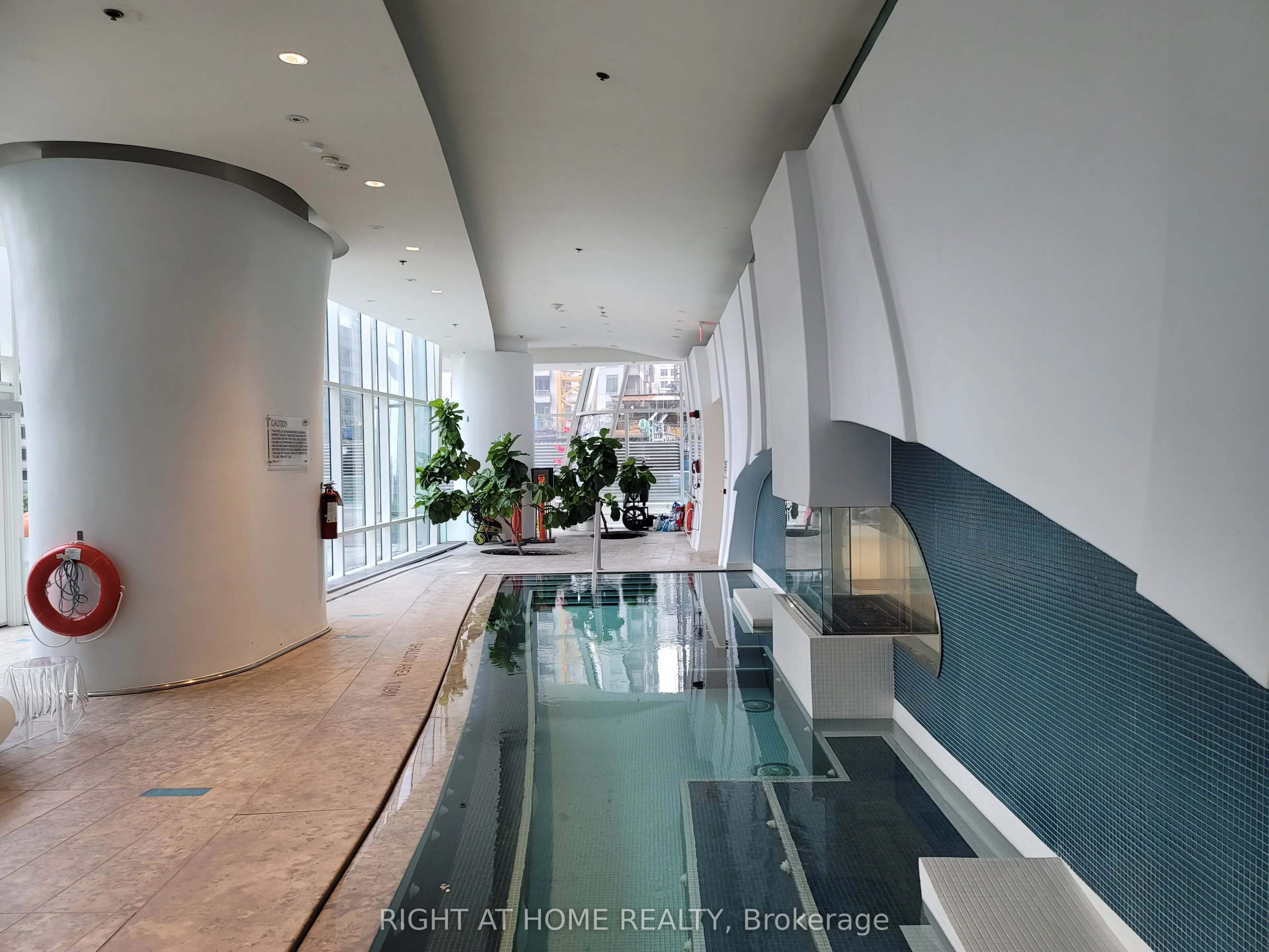 1 Bloor Street E, #3312