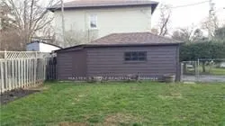 389 Lawrence Avenue W
