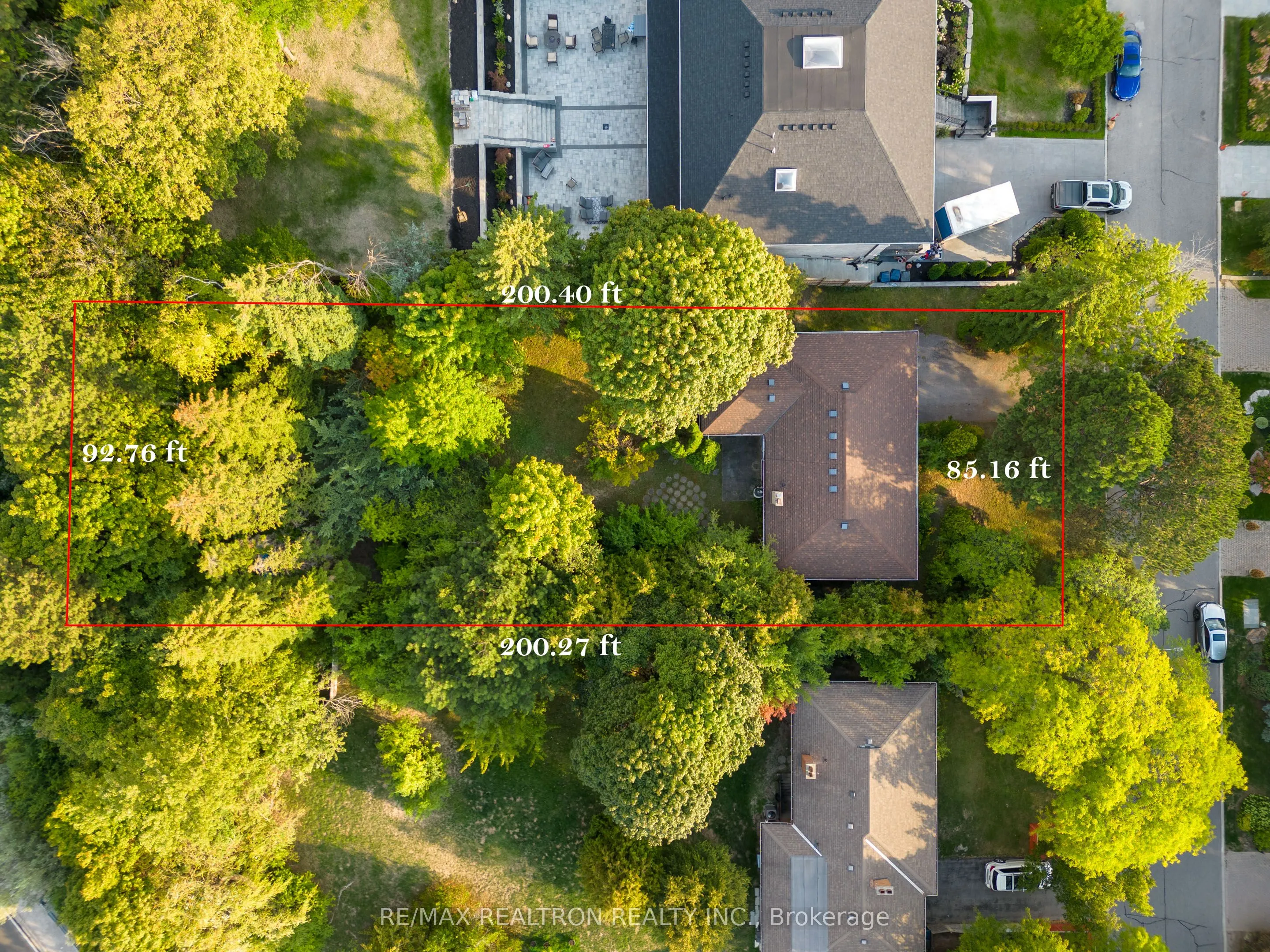 120 Laurentide Drive