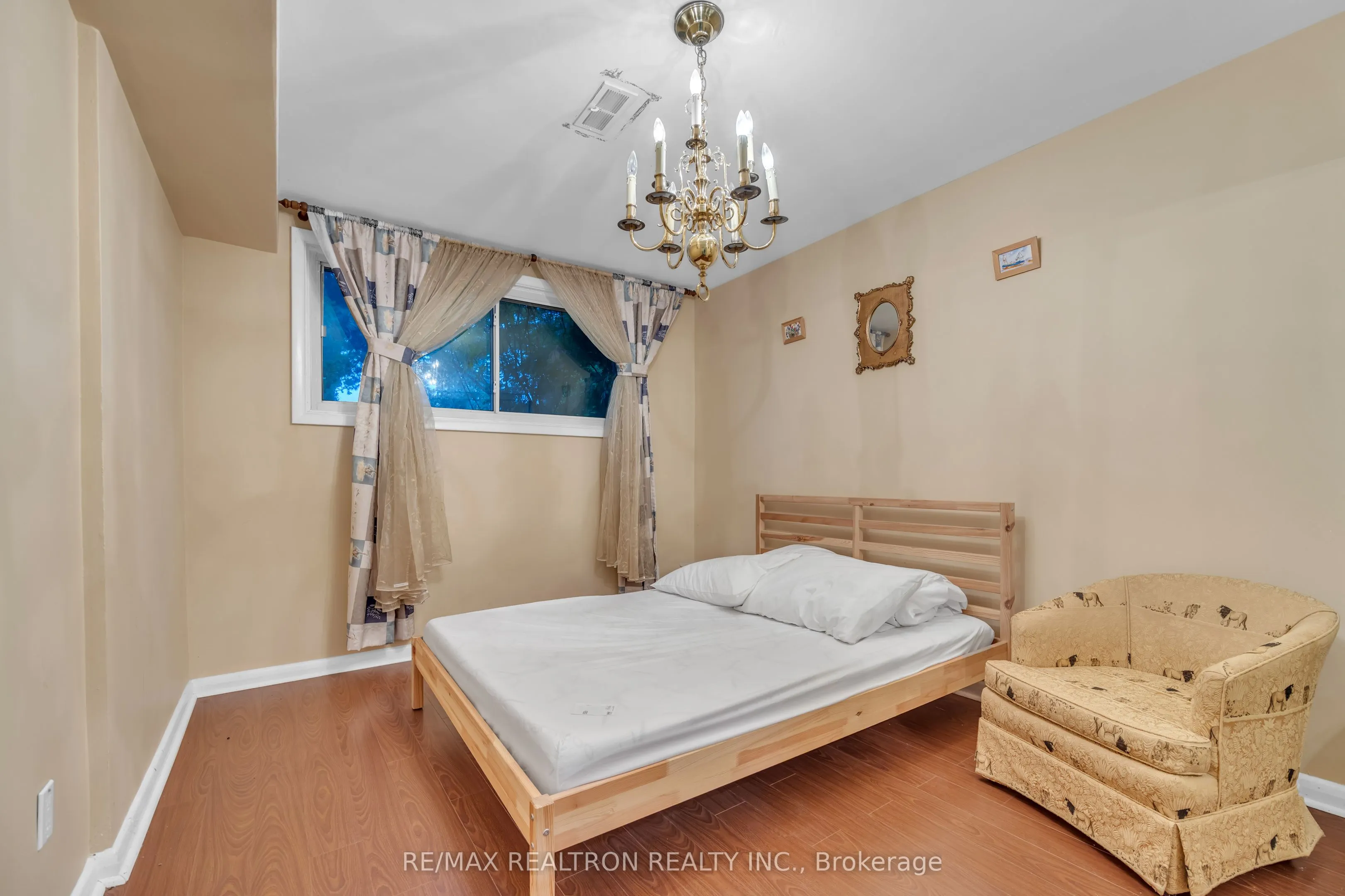 120 Laurentide Drive