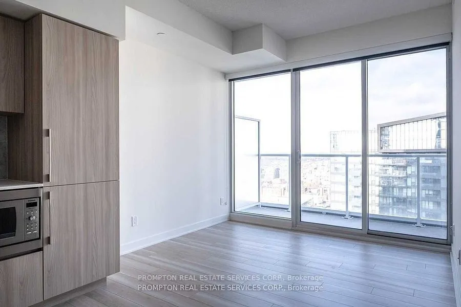 17 Bathurst Street, #2709