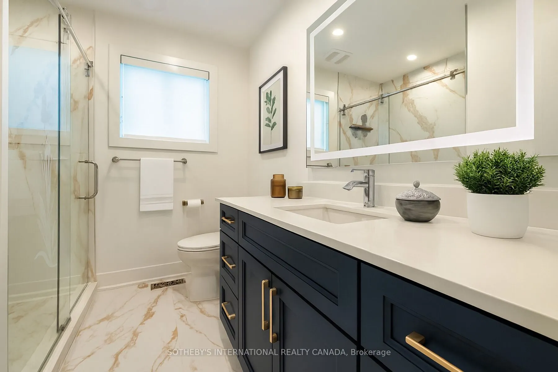 105 Baltray Crescent