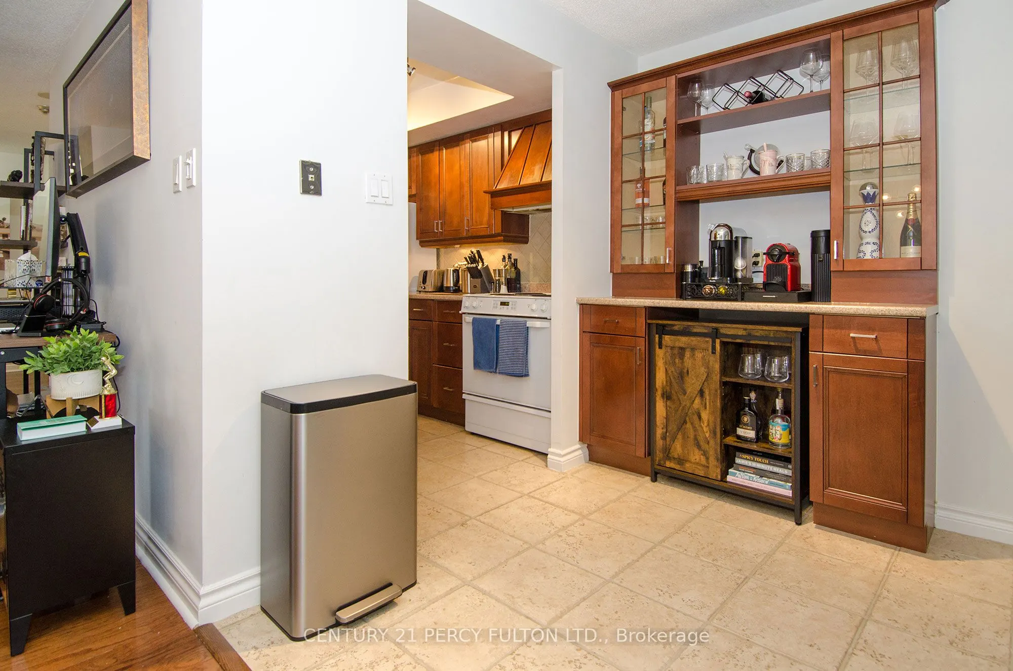 1210 Don Mills Road, #321