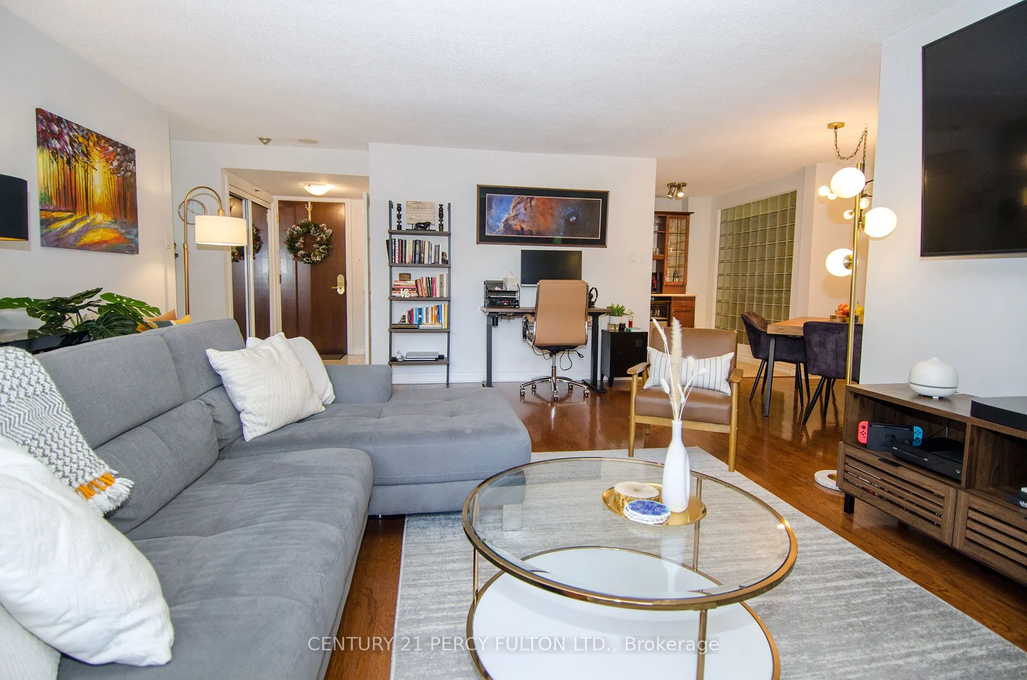 1210 Don Mills Road, #321