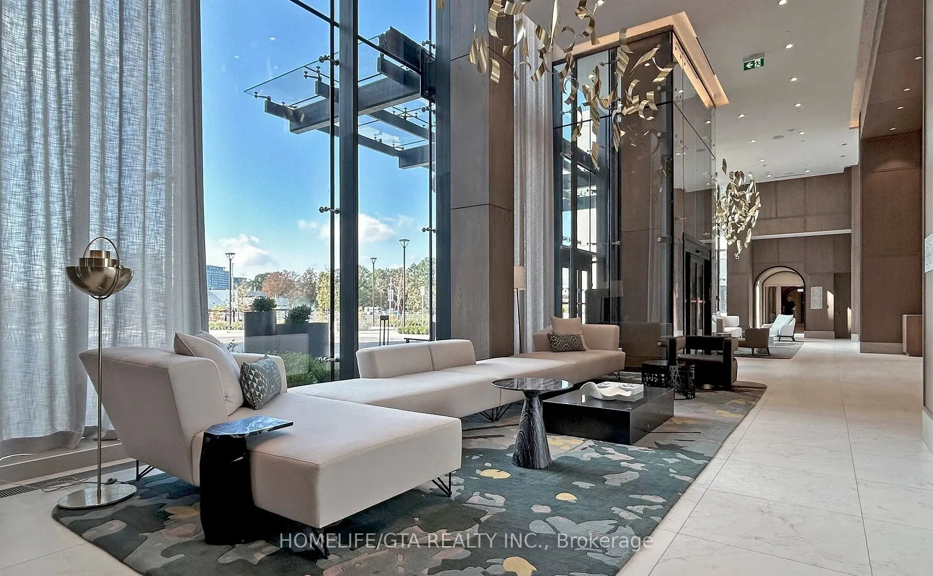 30 Inn On The Park Drive, #708