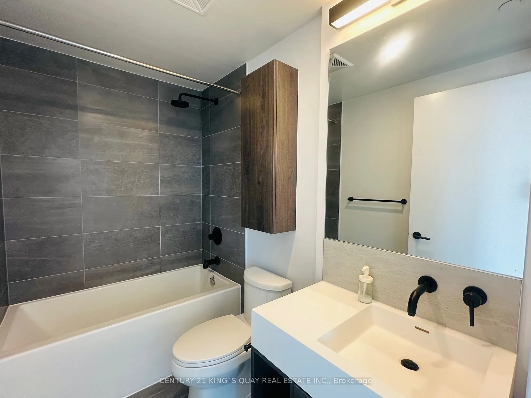 108 Peter Street, #1623