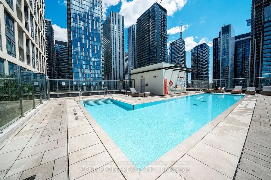 108 Peter Street, #1623