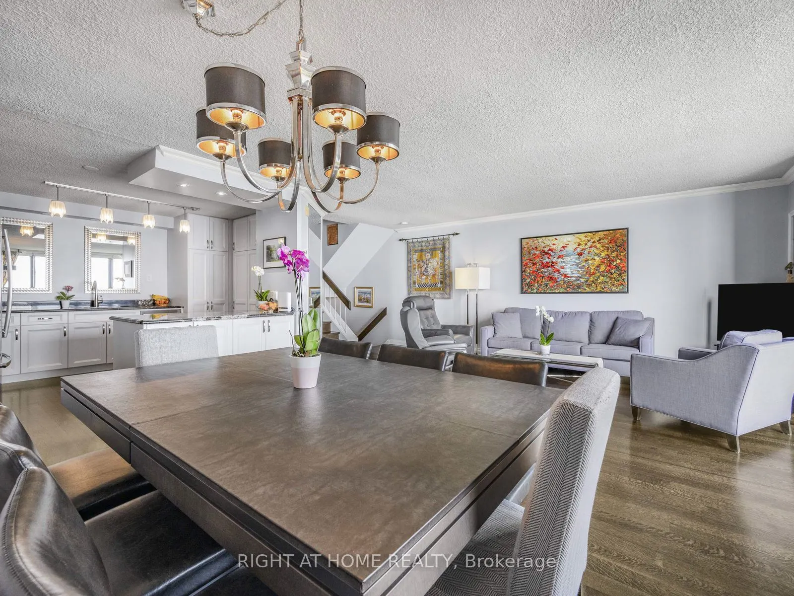 33 Harbour Square, #1624