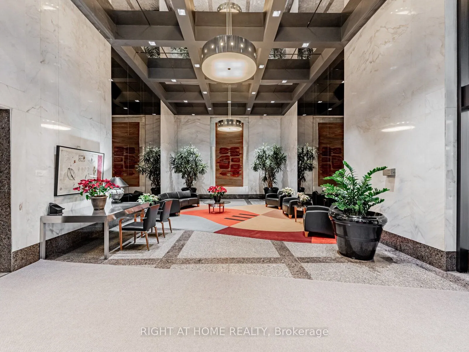 33 Harbour Square, #1624