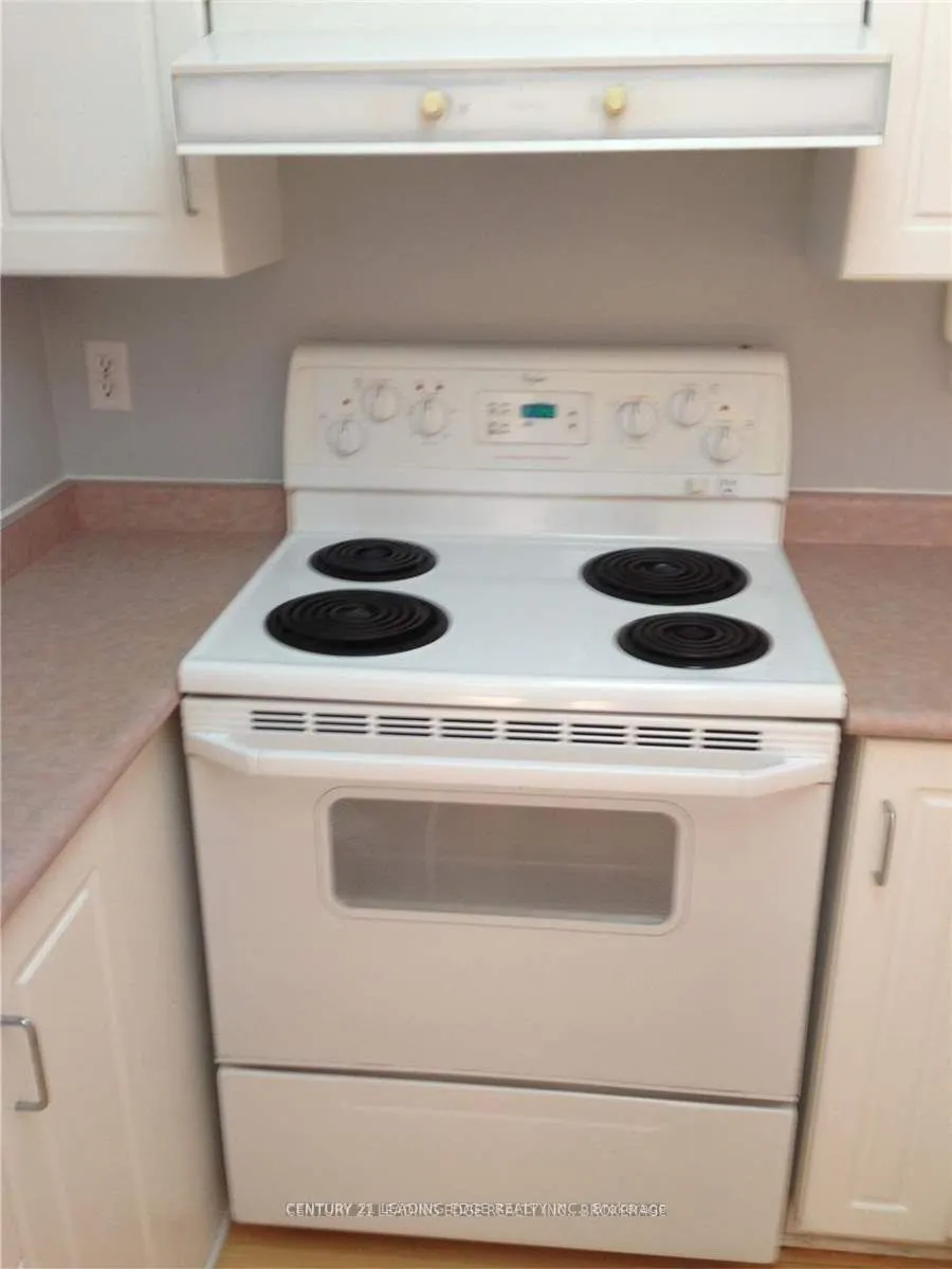43 Eglinton Avenue E, #1110