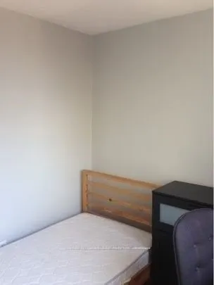 43 Eglinton Avenue E, #1110