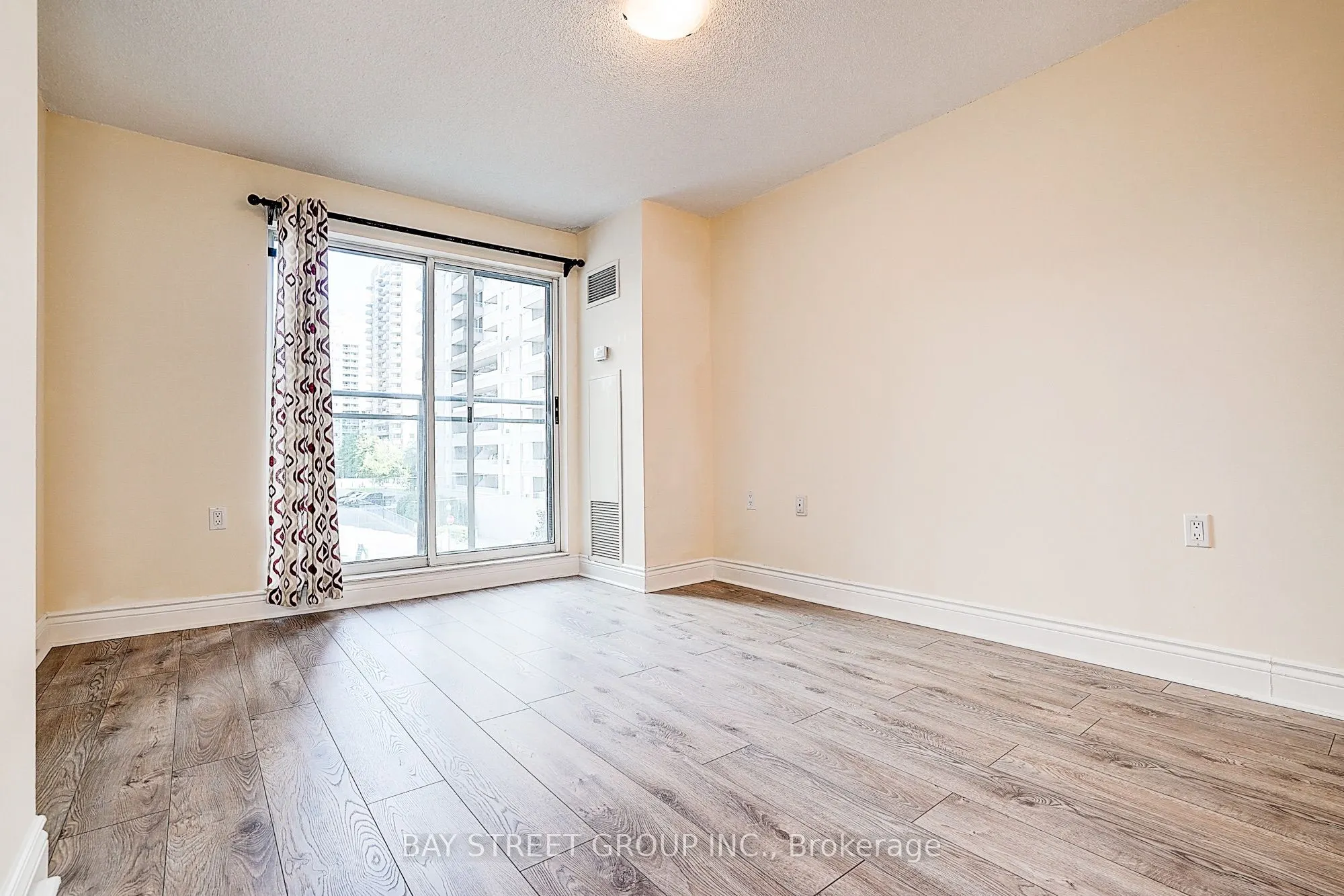 21 Hillcrest Avenue, #313