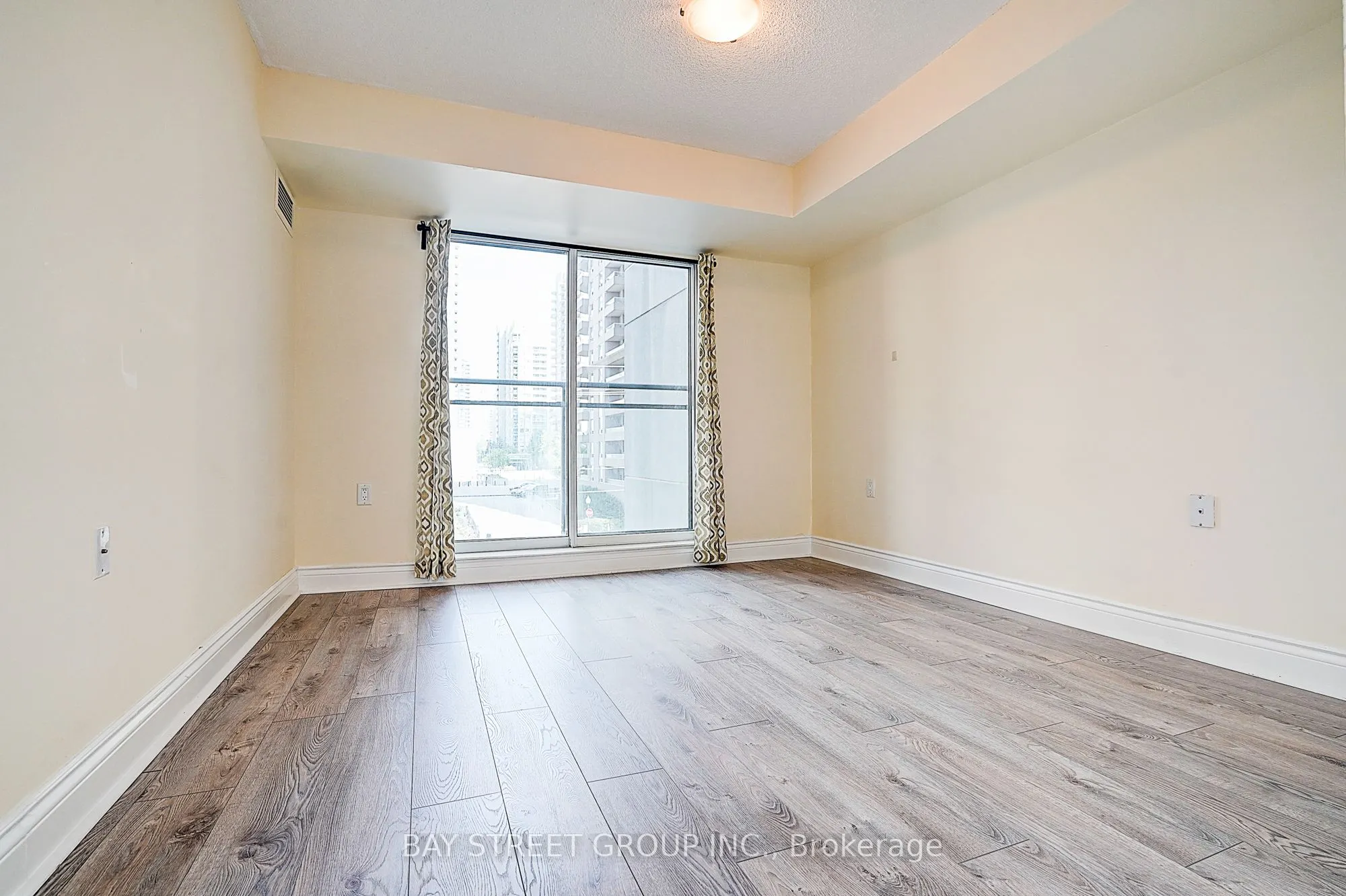 21 Hillcrest Avenue, #313