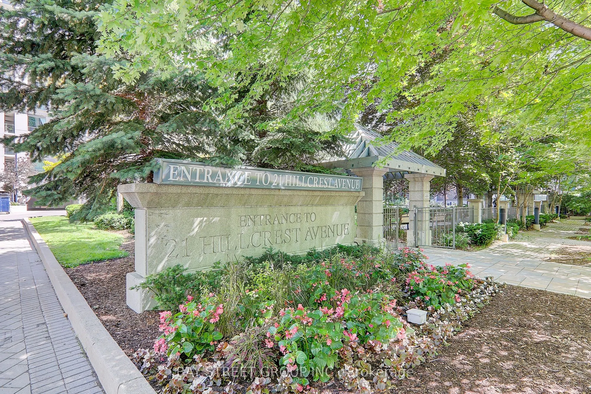 21 Hillcrest Avenue, #313
