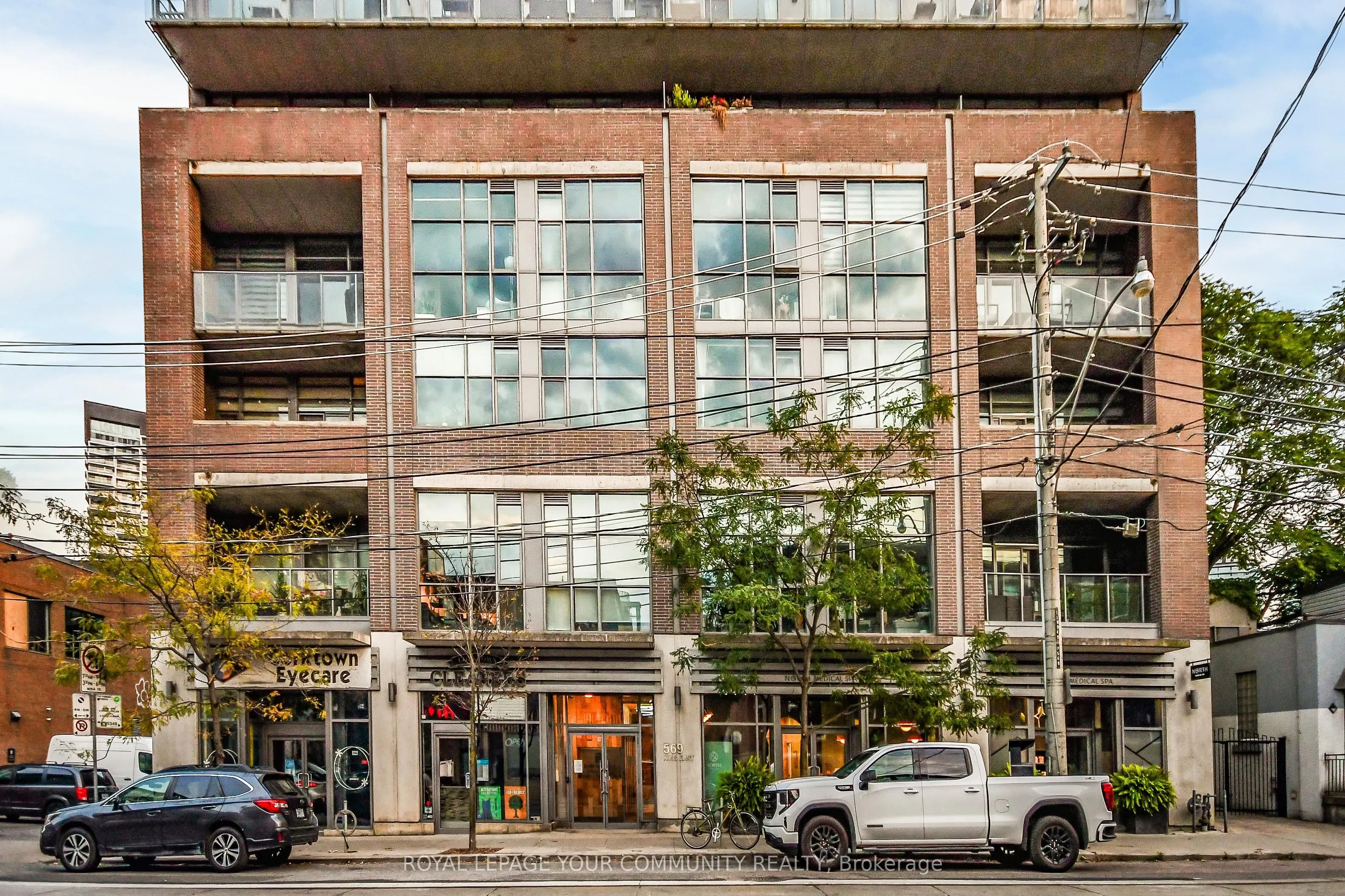569 King Street E, #304