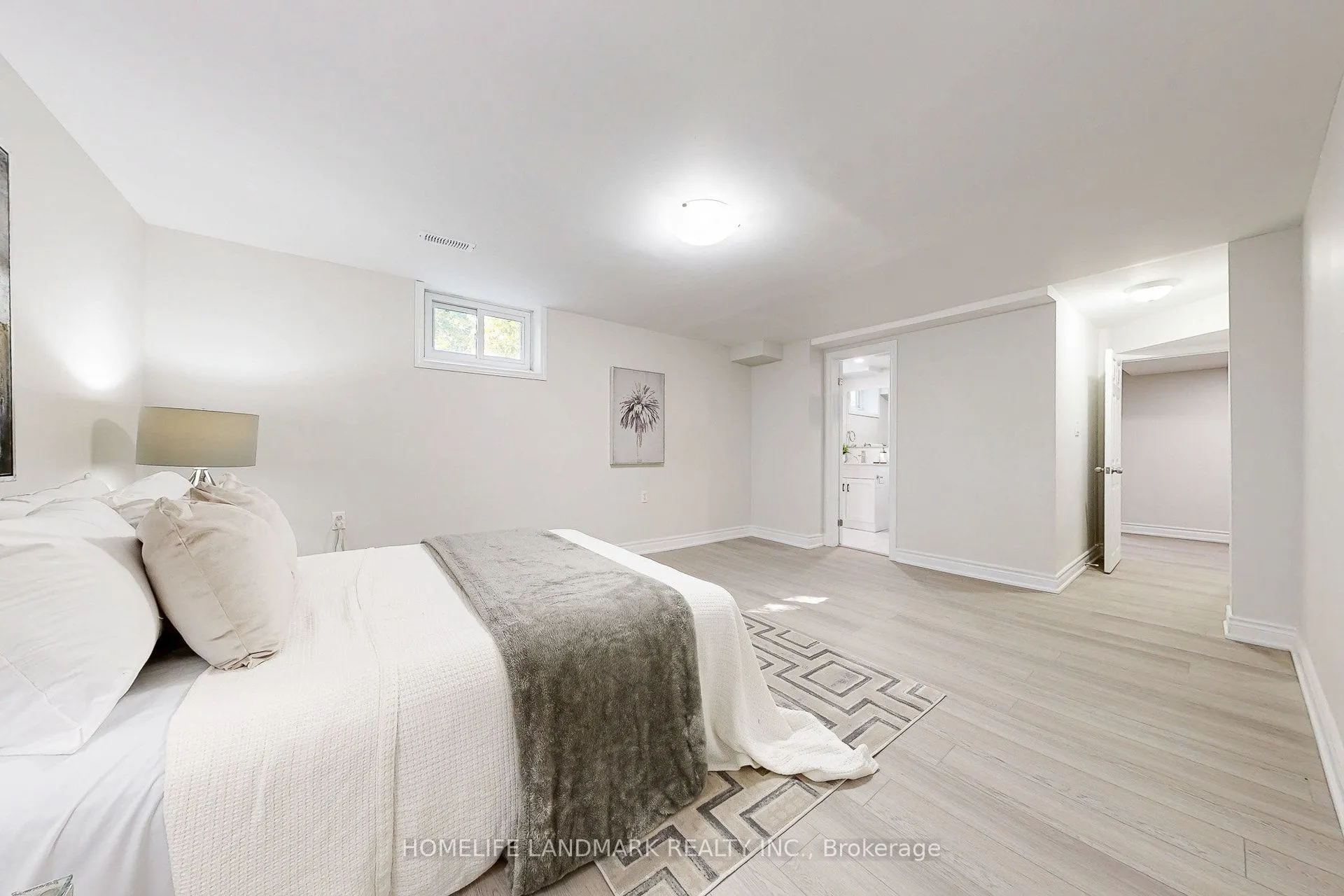 17 Oldborough Circle