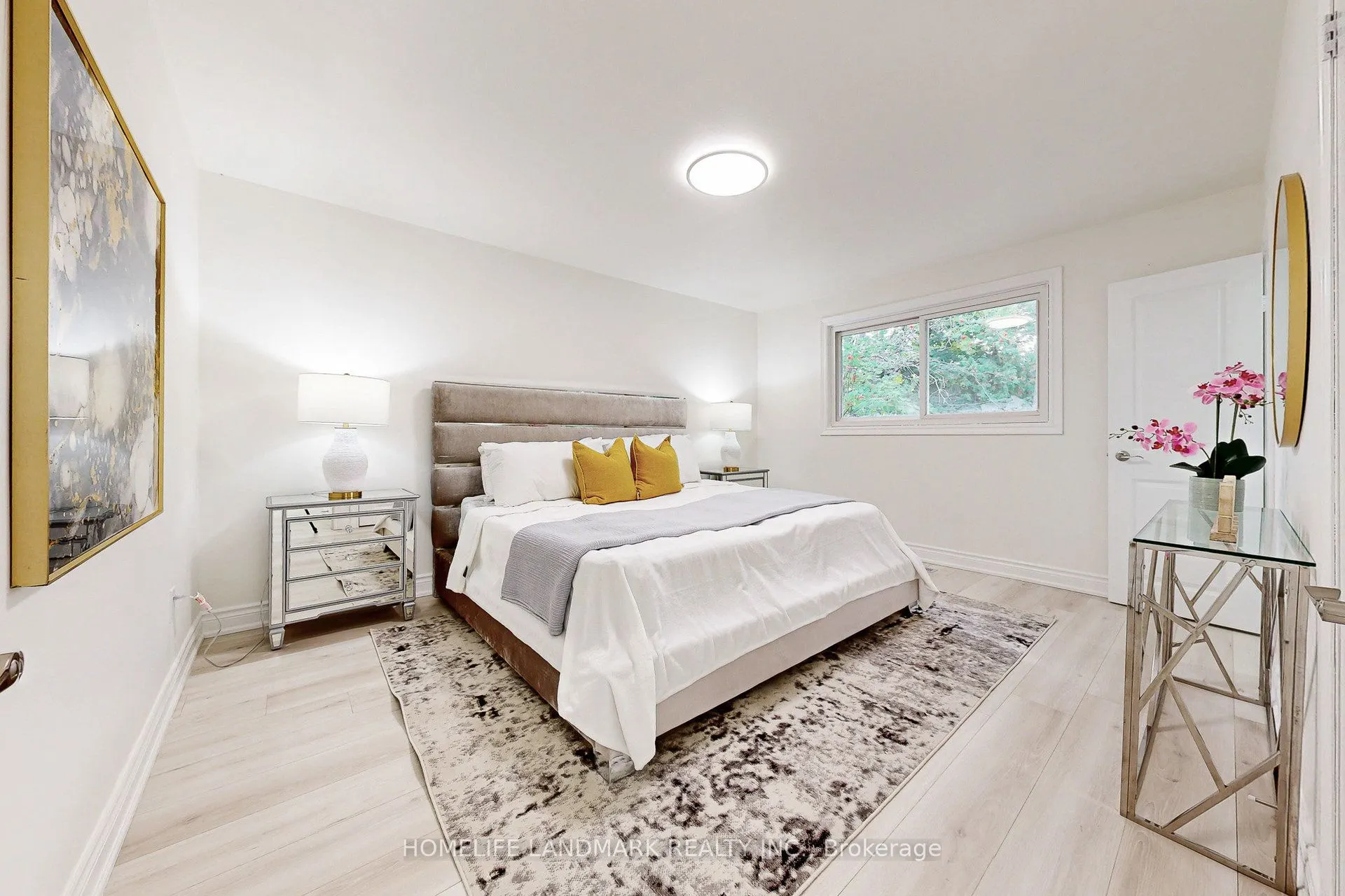 17 Oldborough Circle