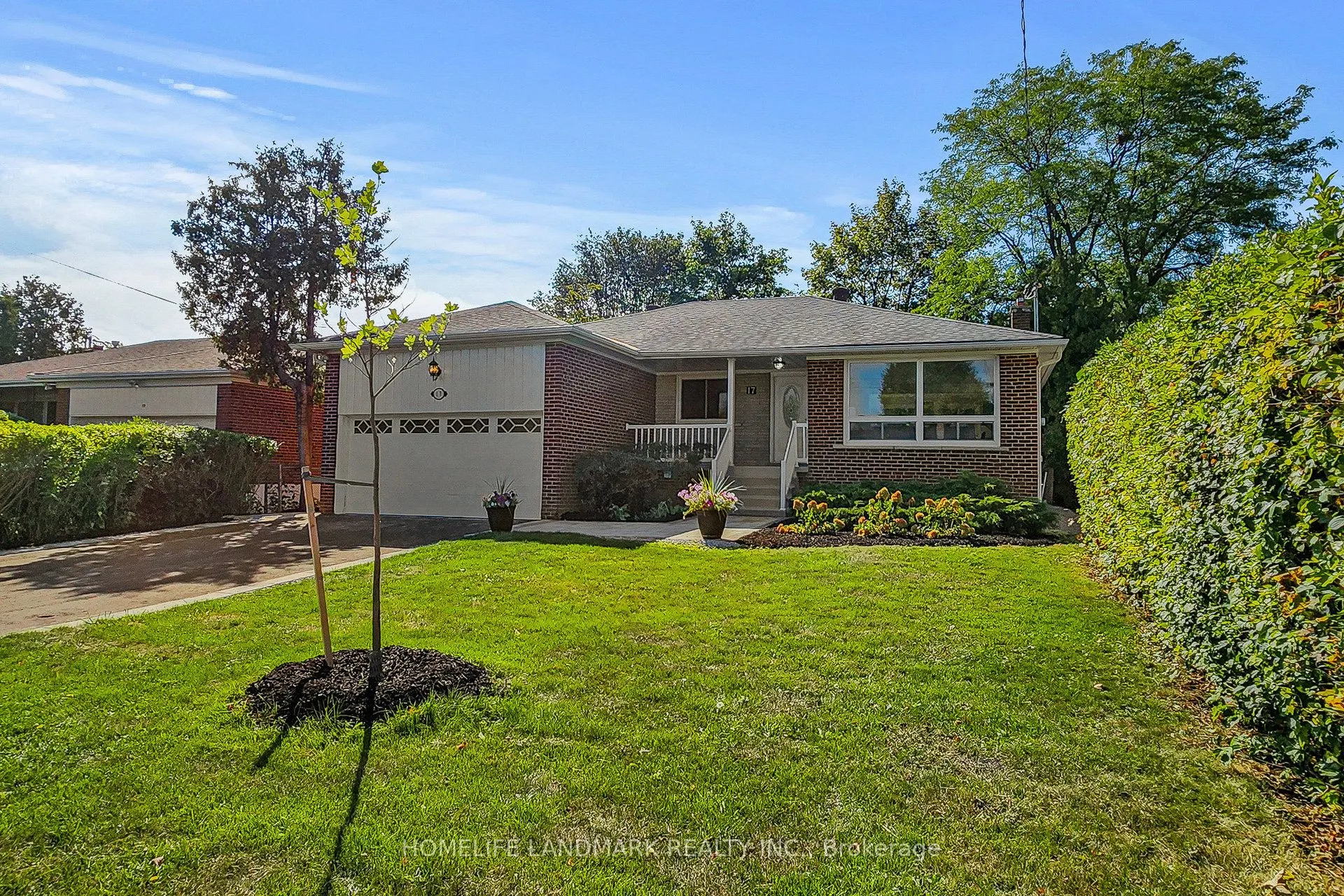 17 Oldborough Circle