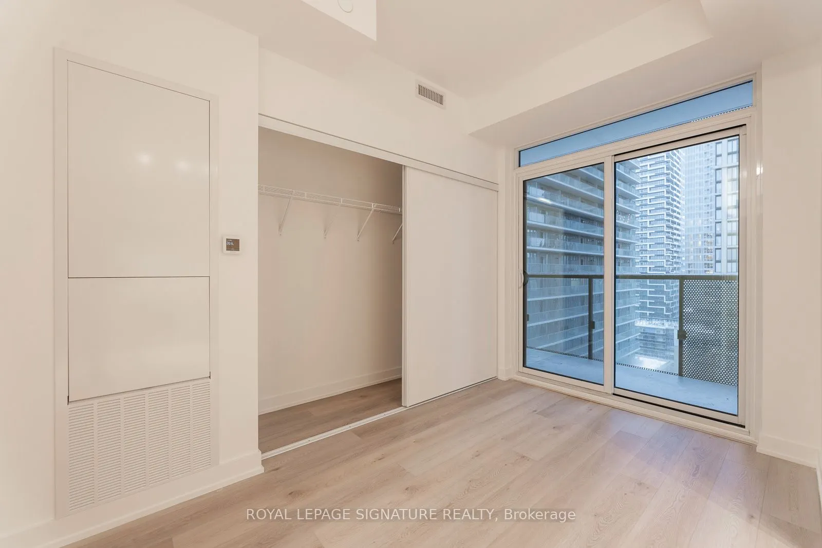 117 Broadway Avenue, #1703
