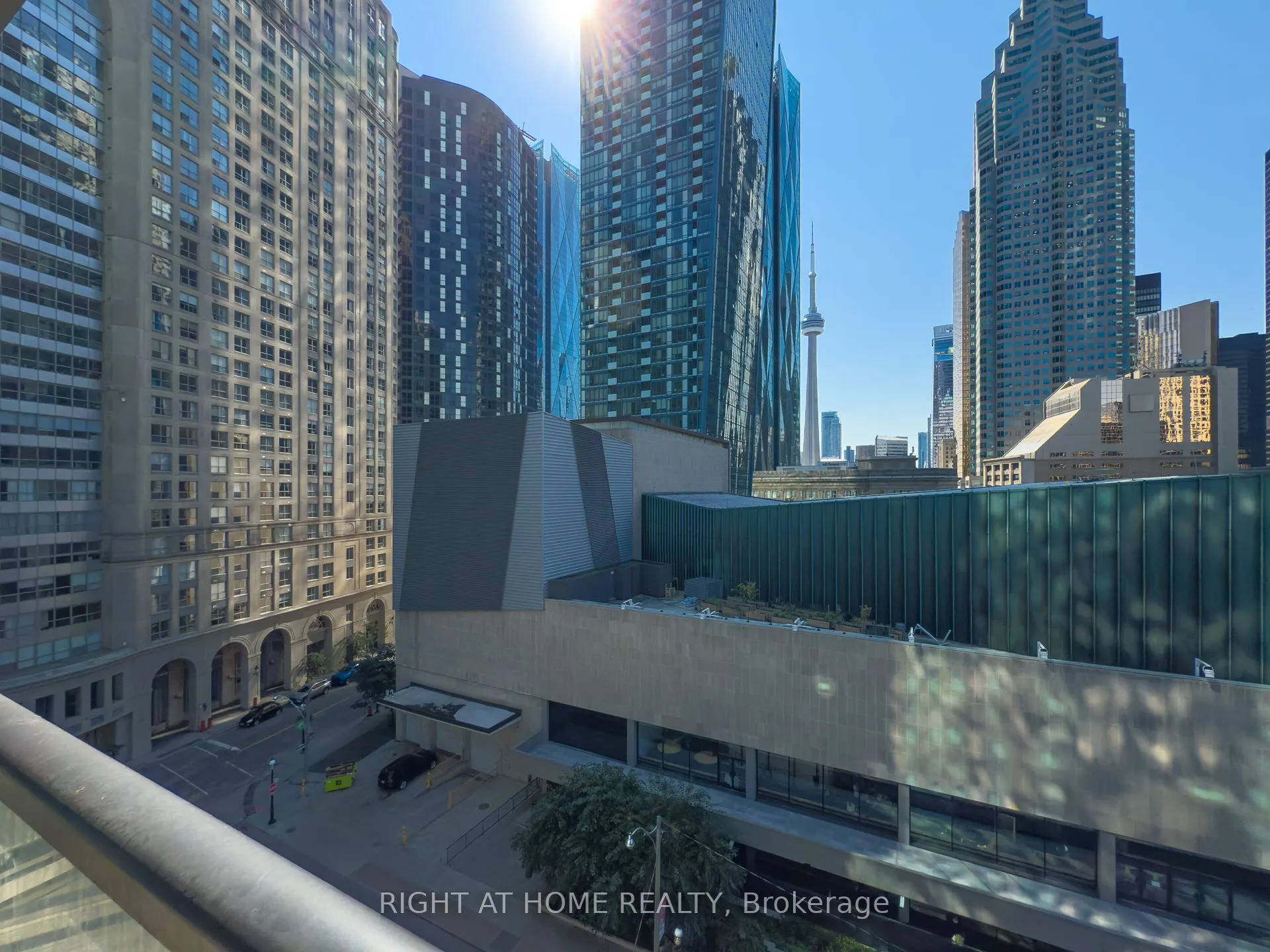 1 Scott Street, #806