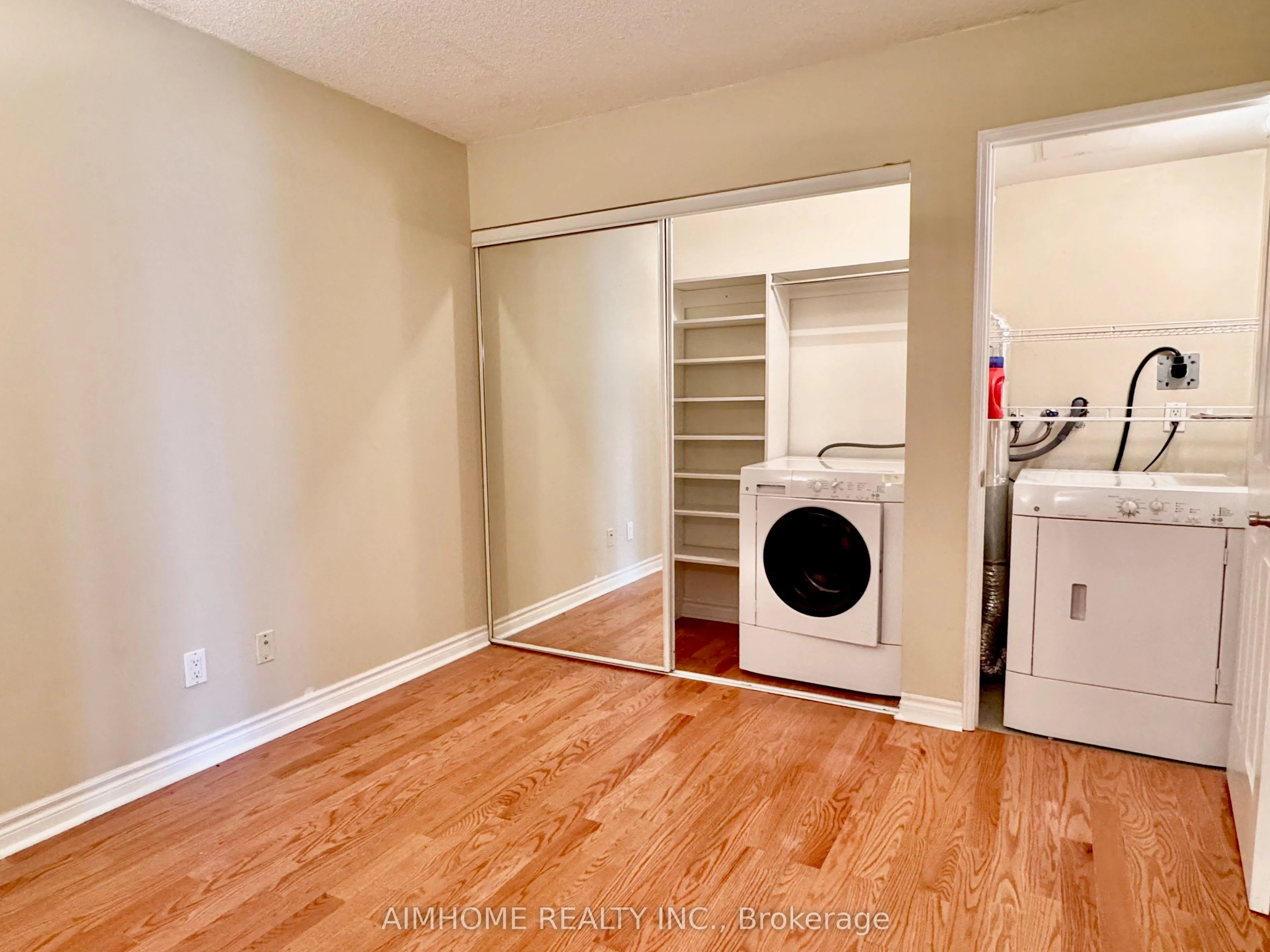 28 Hollywood Avenue, #708