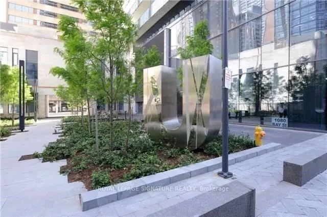 1080 Bay Street, #3803