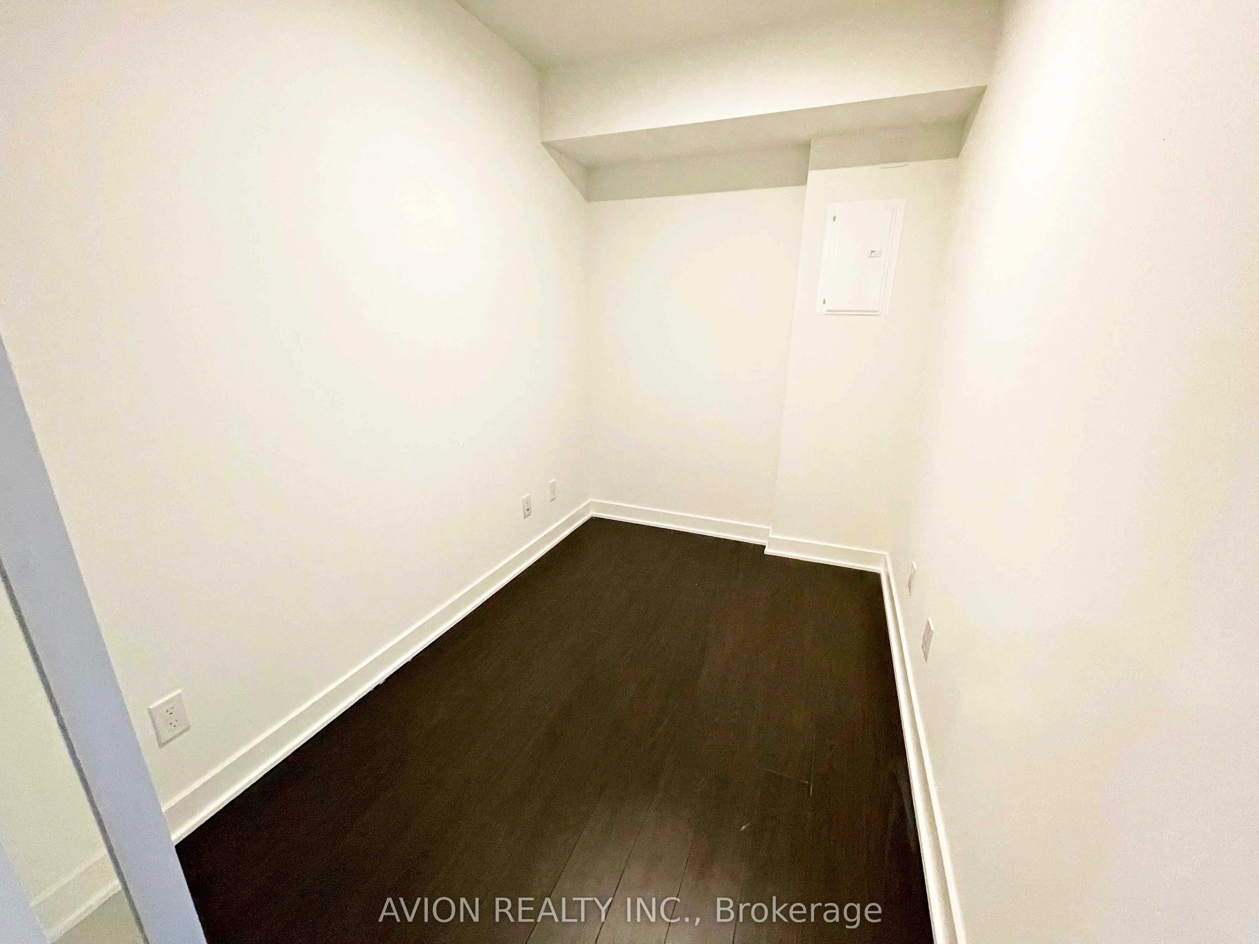 17 Bathurst Street, #2516