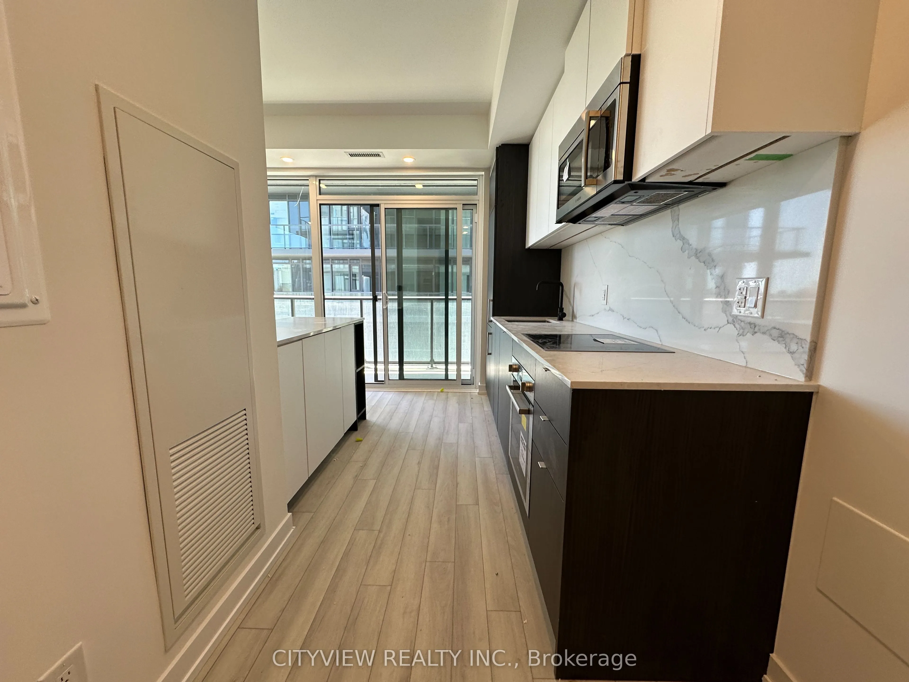 500 Dupont Street, #518
