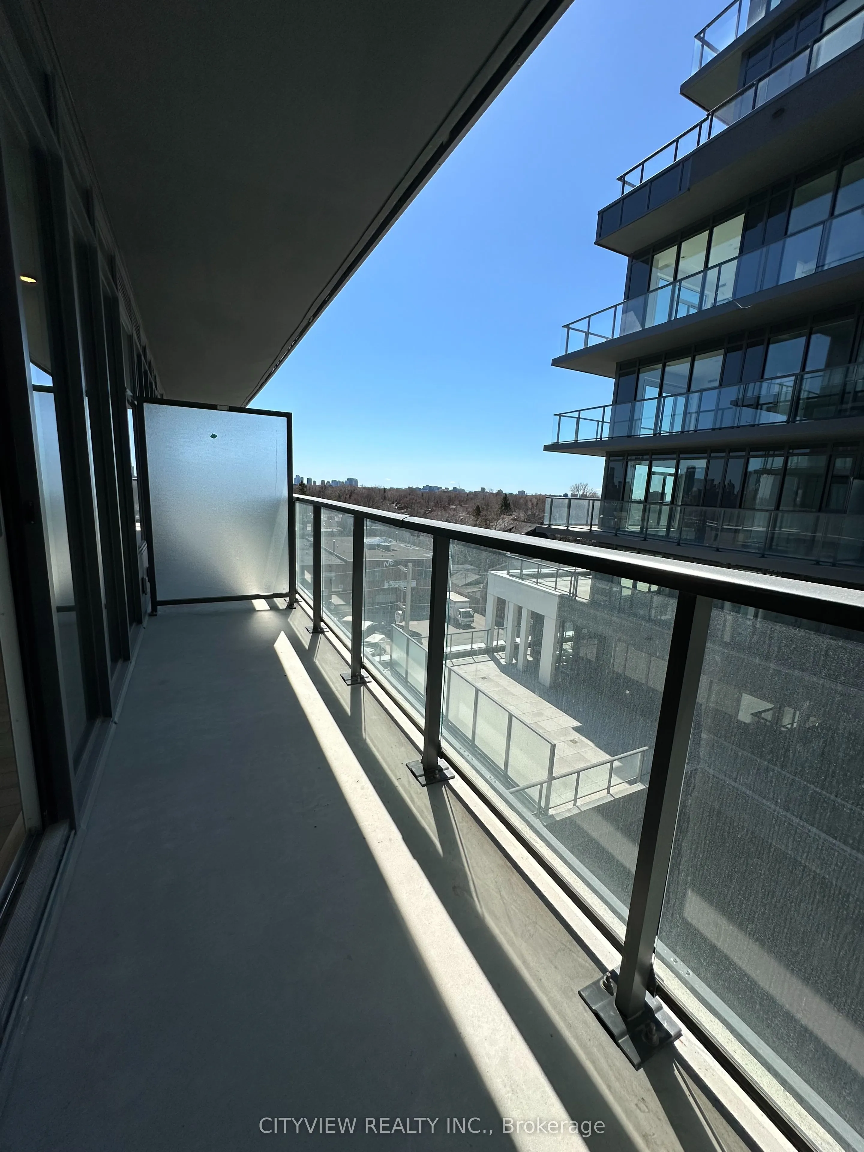 500 Dupont Street, #518