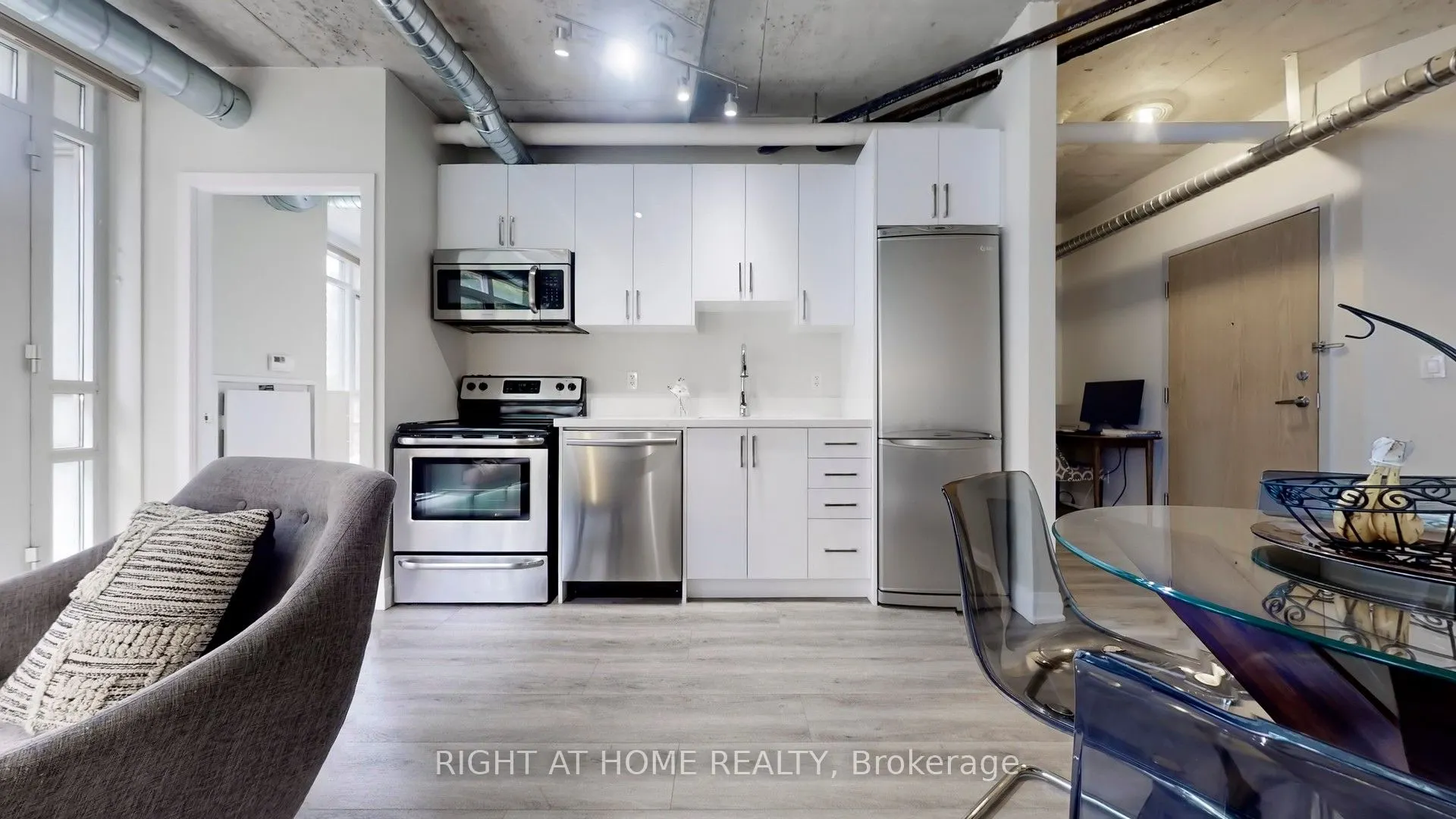 170 Sudbury Street, #415