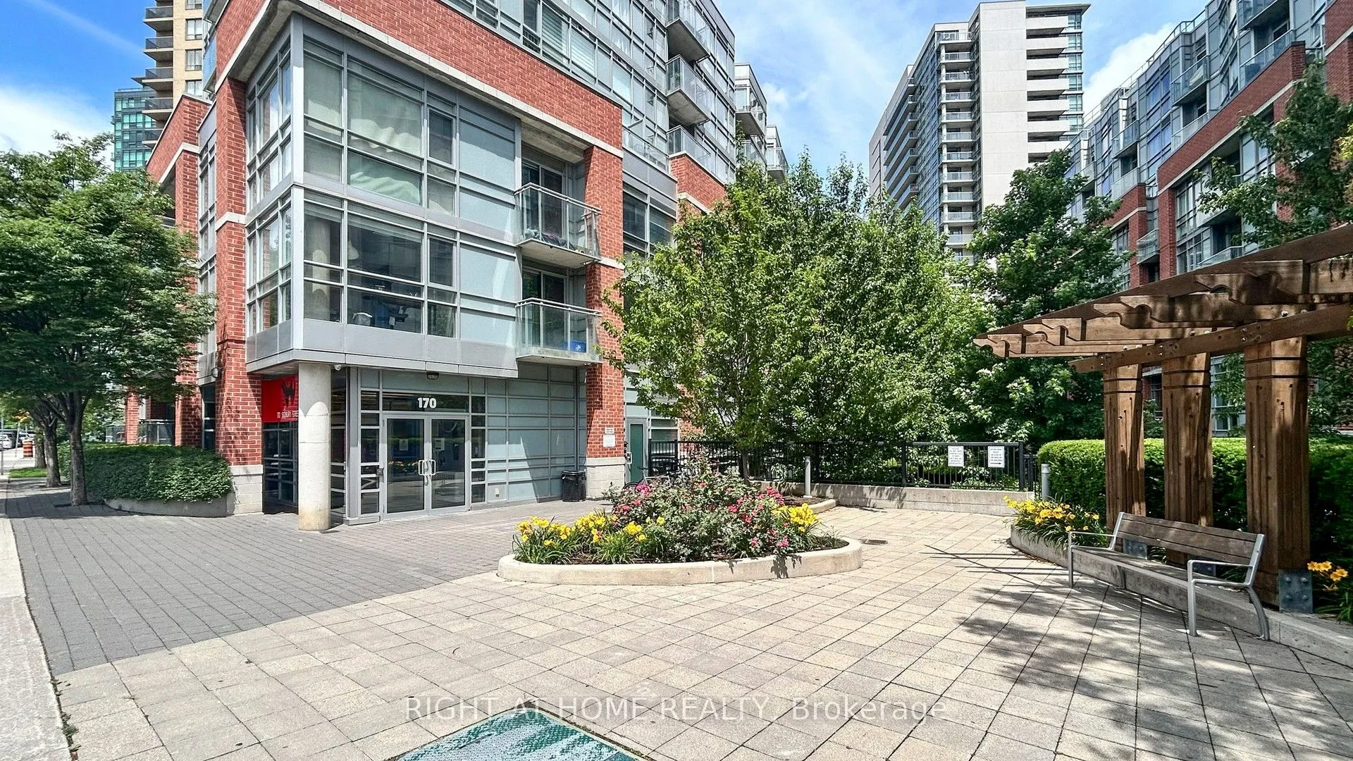 170 Sudbury Street, #415