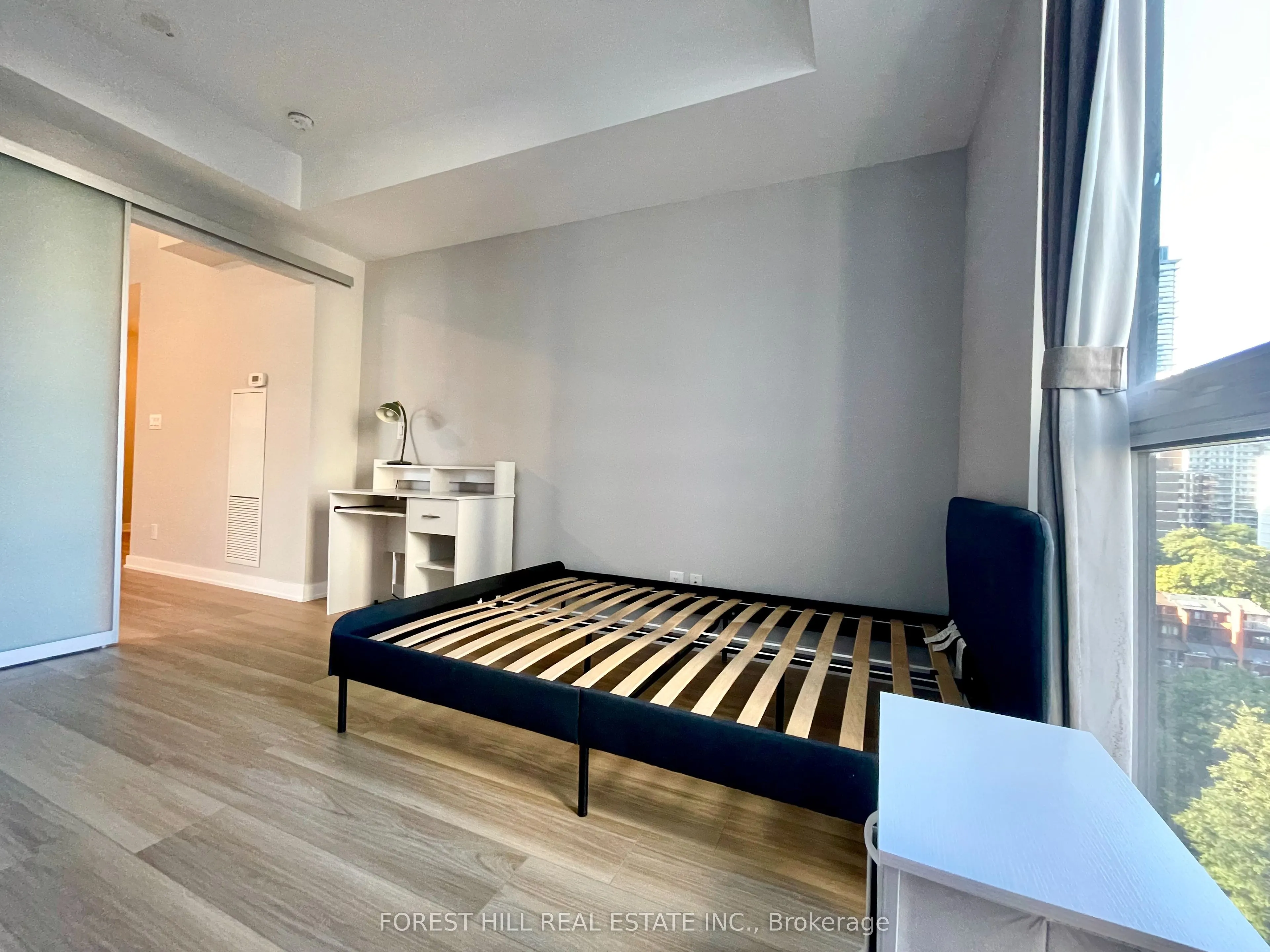 17 Dundonald Street, #908