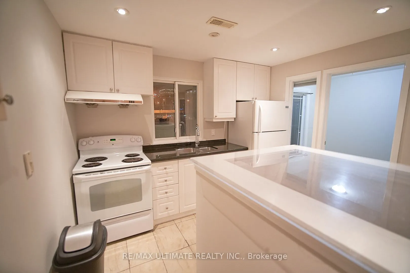 35 Longboat Avenue, #Upper