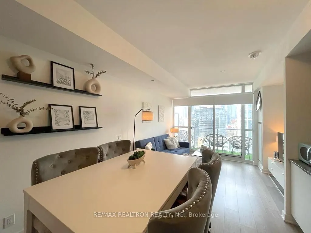 120 Parliament Street, #1513
