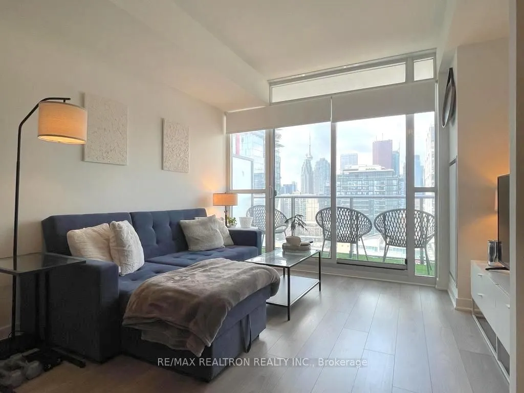 120 Parliament Street, #1513